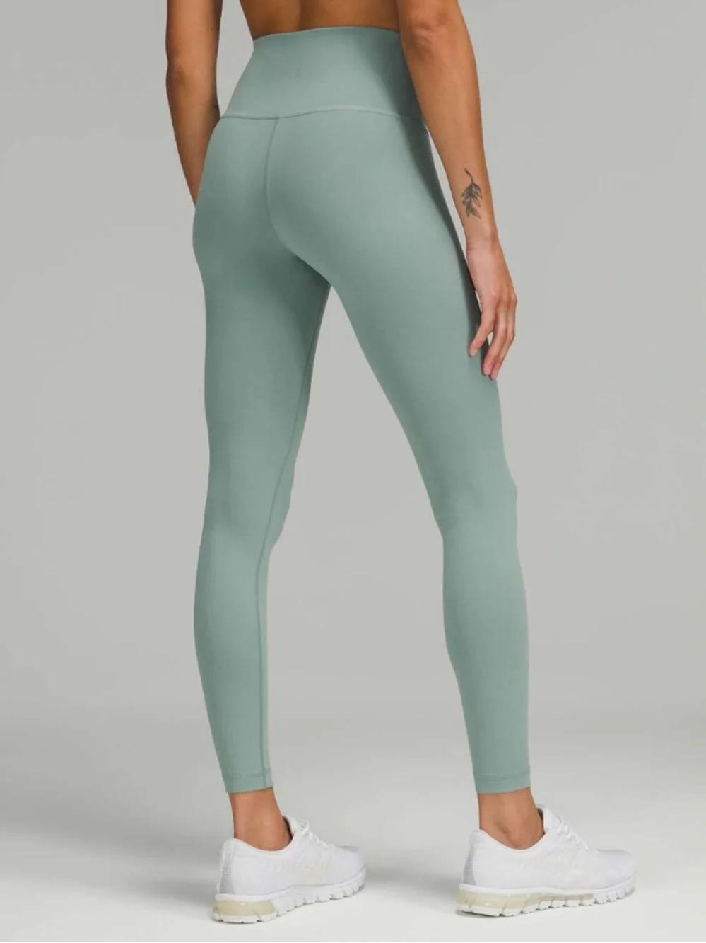 Lululemon Wunder Train High-Rise Tight 28